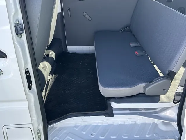 ミニキャブバン(三菱)CD 16.0kwh 4シーターレンタＵＰ 8