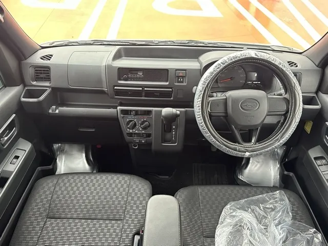 ハイゼット(ダイハツ)サンバーバン トランスポーター AT中古車 5