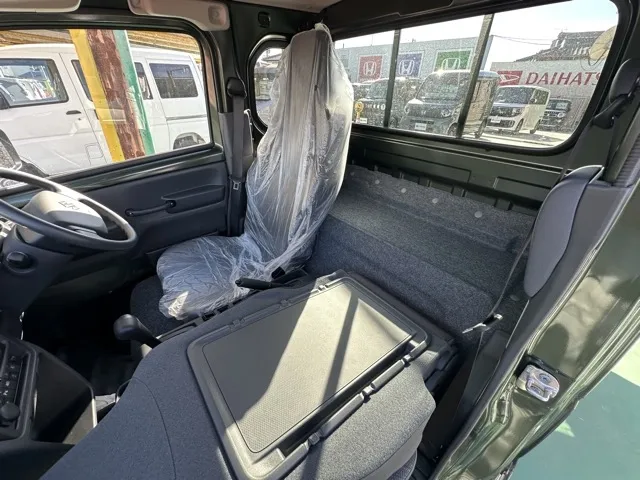 キャリートラック(スズキ)スーパーキャリイXリミテッド 4WD AT届出済未使用車 4