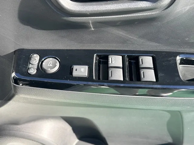 N-ONE(ホンダ)オリジナル スタイルプラスアーバン中古車 12