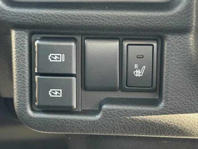 ワゴンRスマイル(スズキ)ハイブリッドS届出済未使用車 17