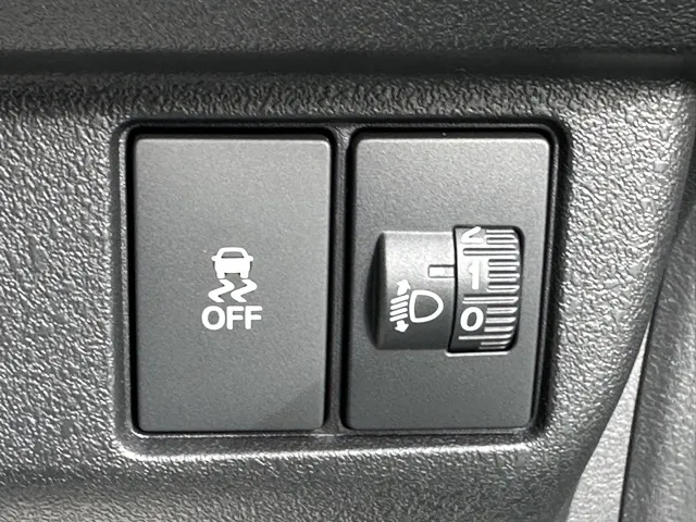 N-BOX(ホンダ)N-BOXカスタムターボ コーディネートスタイル届出済未使用車 16