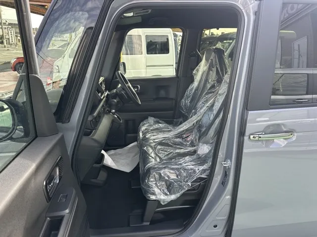 N-BOX(ホンダ)N-BOXカスタムターボ コーディネートスタイル届出済未使用車 3