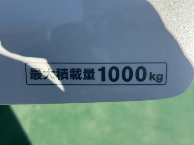 キャラバン(ニッサン)ディーゼル ロング オーテックラインプラス 寒冷地 4WD登録済未使用車 10