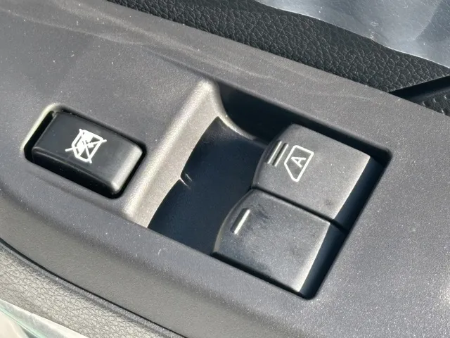 キャラバン(ニッサン)ディーゼル ロング オーテックラインプラス 寒冷地 4WD登録済未使用車 17