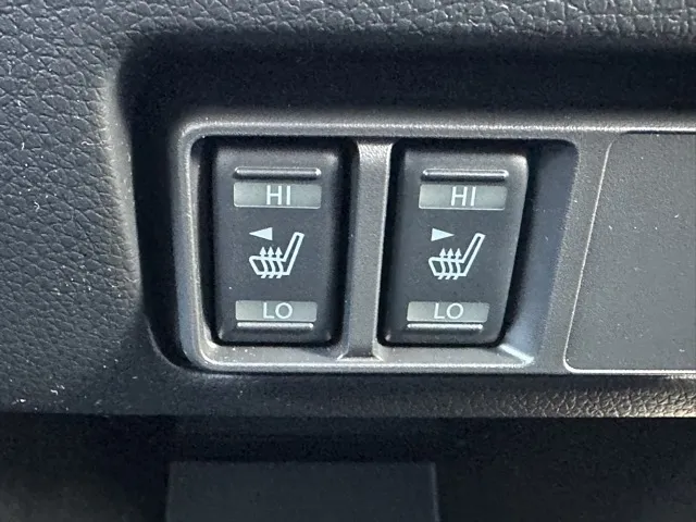 キャラバン(ニッサン)ディーゼル ロング オーテックラインプラス 寒冷地 4WD登録済未使用車 22