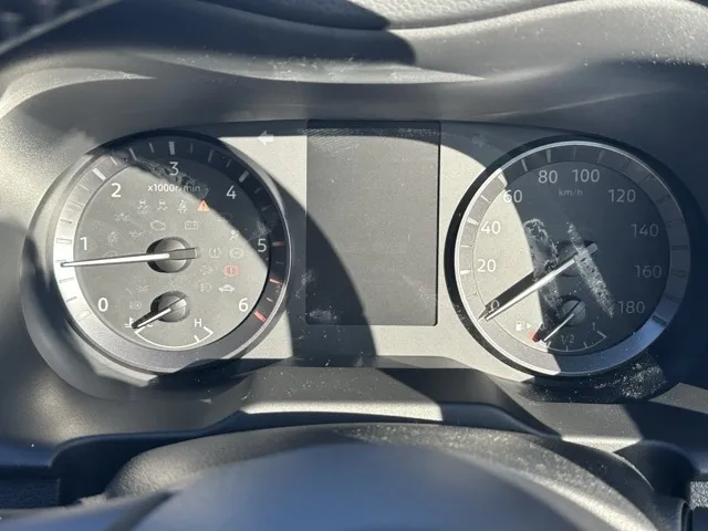 キャラバン(ニッサン)ディーゼル ロング オーテックラインプラス 寒冷地 4WD登録済未使用車 26