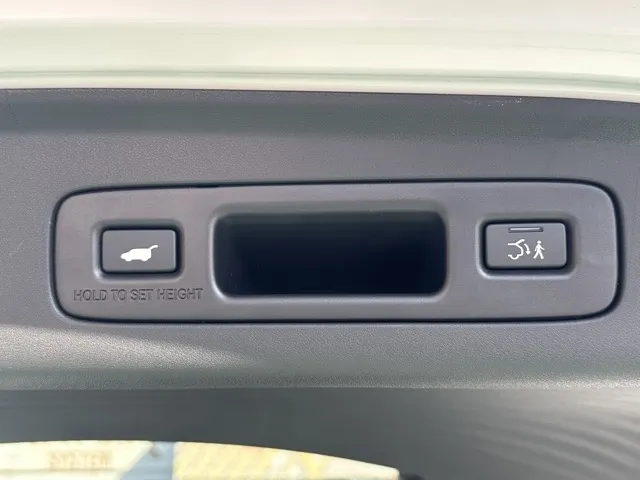 ZR-V(ホンダ)e：HEV Z登録済未使用車 9