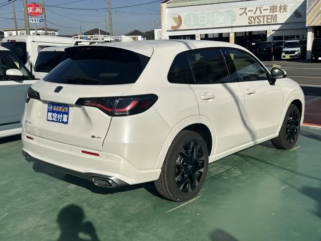 ZR-V(ホンダ)e：HEV Z登録済未使用車 10