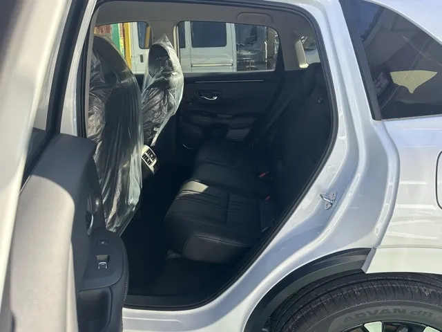 ZR-V(ホンダ)e：HEV Z登録済未使用車 4