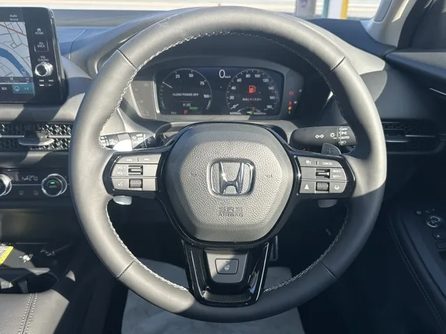 ZR-V(ホンダ)e：HEV Z登録済未使用車 6