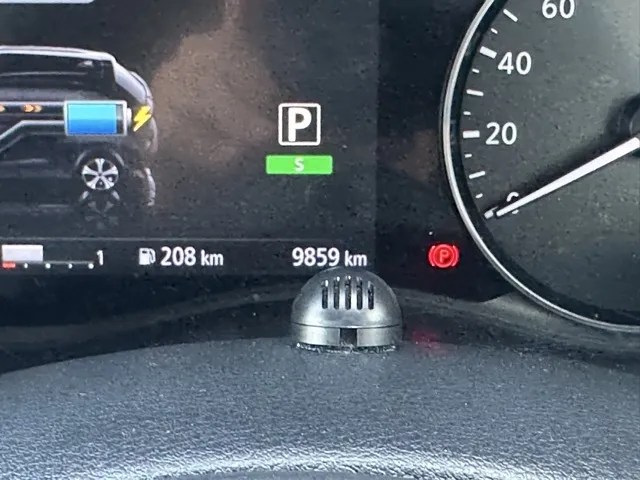 キックス(ニッサン)オーテック中古車 28