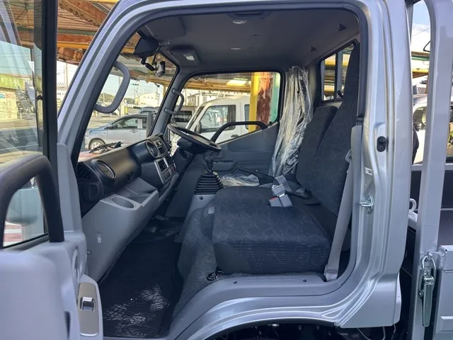 ダイナトラック(トヨタ)ジャストロー 1.25t 5MT登録済未使用車 3