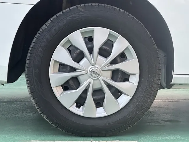 セレナ(ニッサン)B中古車 13