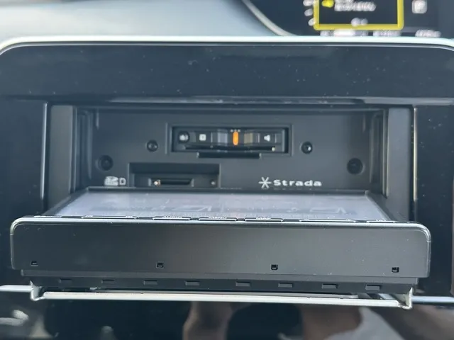 セレナ(ニッサン)B中古車 21