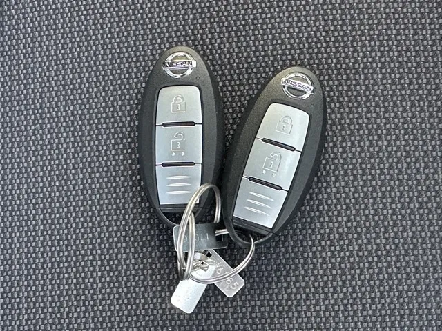 セレナ(ニッサン)B中古車 28