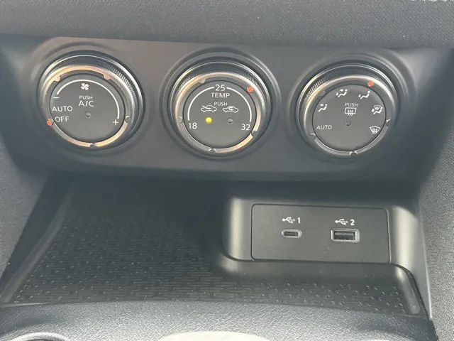 フェアレディZ(ニッサン)ベースグレード AT中古車 16