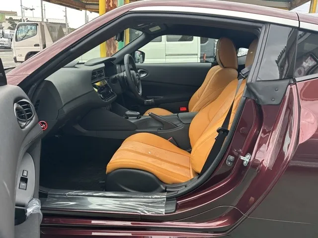 フェアレディZ(ニッサン)ベースグレード AT中古車 3