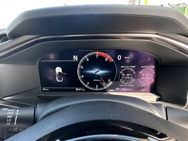 フェアレディZ(ニッサン)バージョンS 6MT登録済未使用車 20