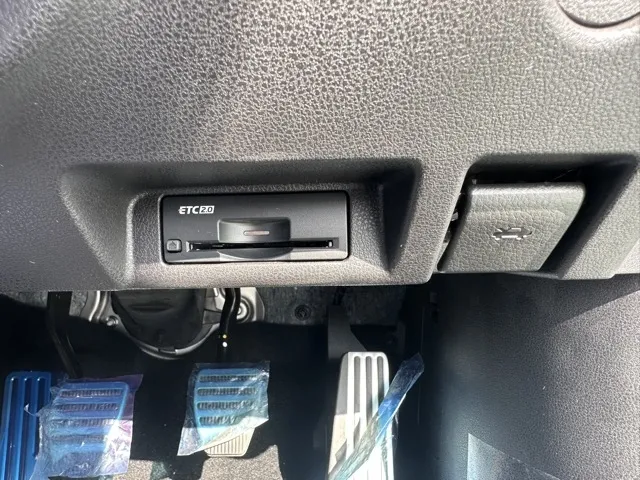 フェアレディZ(ニッサン)バージョンS 6MT登録済未使用車 24