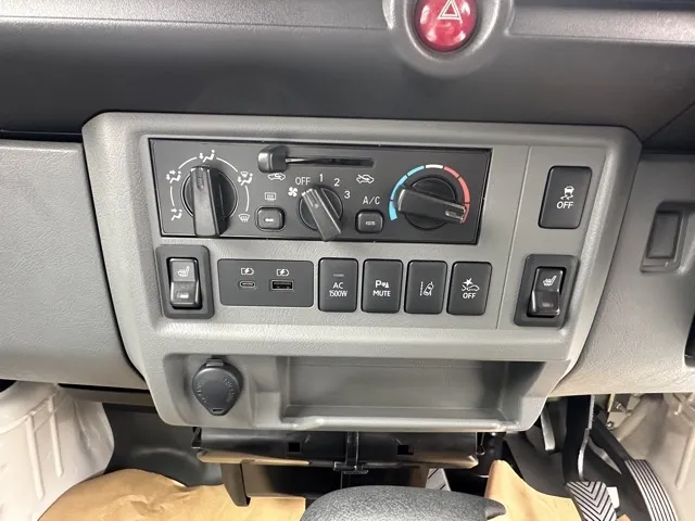 ミニキャブバン(三菱)クリッパーEV 2シーター中古車 16