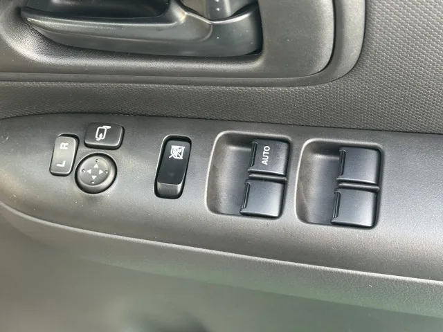 ワゴンRスマイル(スズキ)ハイブリッドS 4WD届出済未使用車 11