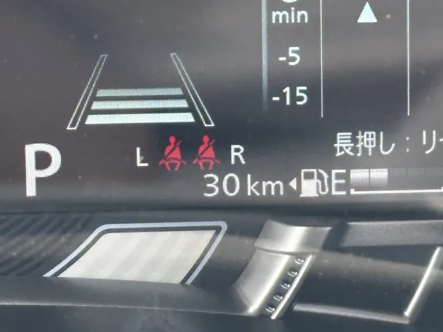 ワゴンRスマイル(スズキ)ハイブリッドS 4WD届出済未使用車 19