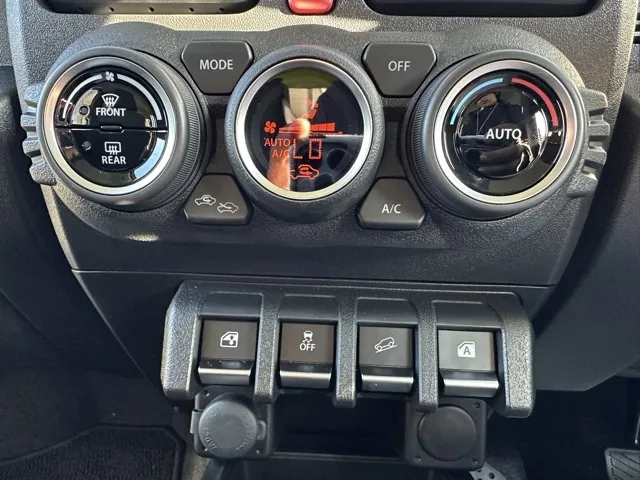 ジムニー(スズキ)XC ＡＴ車届出済未使用車 14