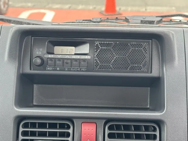 キャリートラック(スズキ)KC 4WD AT届出済未使用車 13