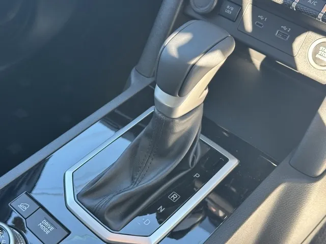 トライトン(三菱)GSRレンタ登録済未使用車 17