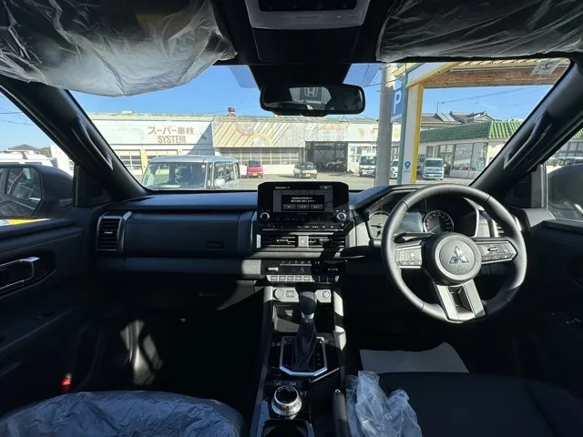 トライトン(三菱)GSRレンタ登録済未使用車 5