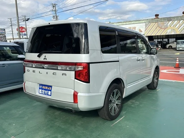 デリカD:5(三菱)Ｐ 8人 ナビ取付PKGⅡレンタＵＰ 11