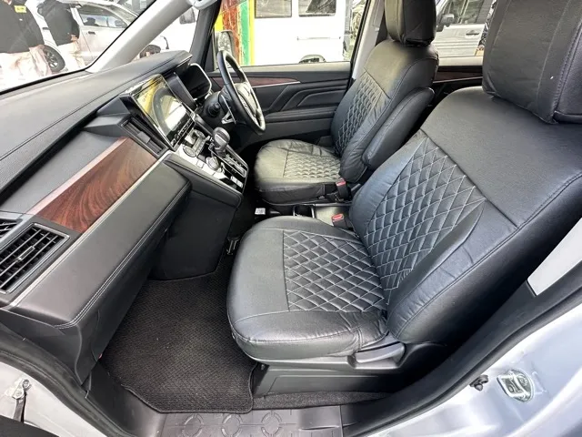 デリカD:5(三菱)Ｐ 8人 ナビ取付PKGⅡレンタＵＰ 3