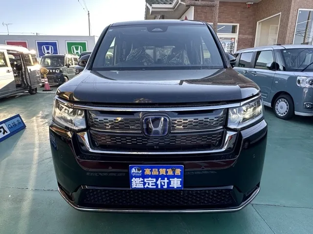 ステップワゴン(ホンダ)e・HEVスパーダ 7人中古車 28