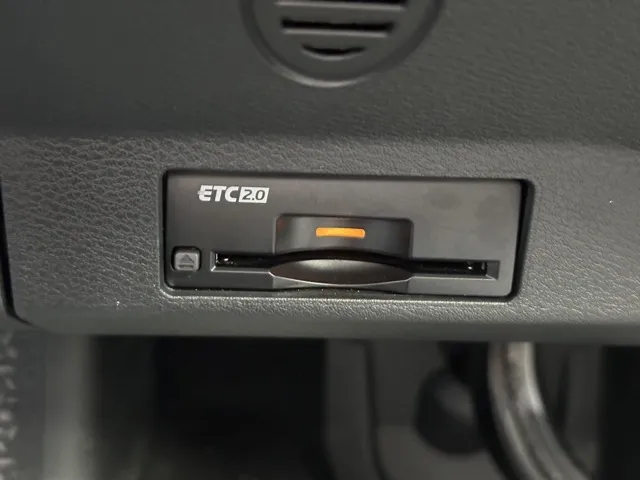 アリア(ニッサン)B6中古車 17