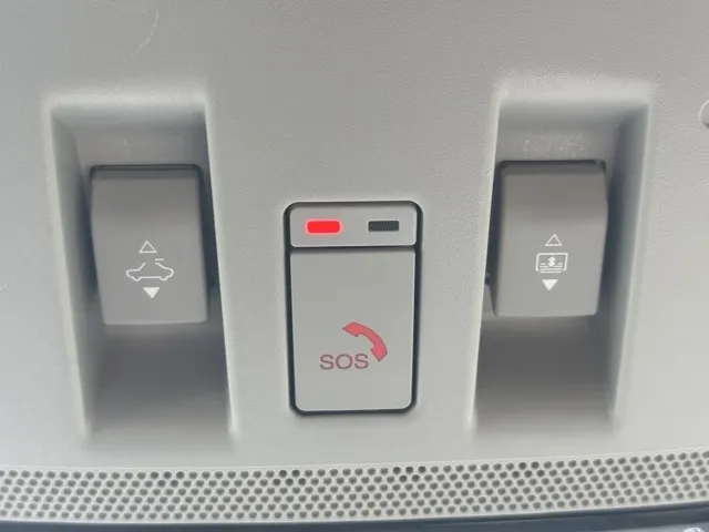 アリア(ニッサン)B6中古車 24