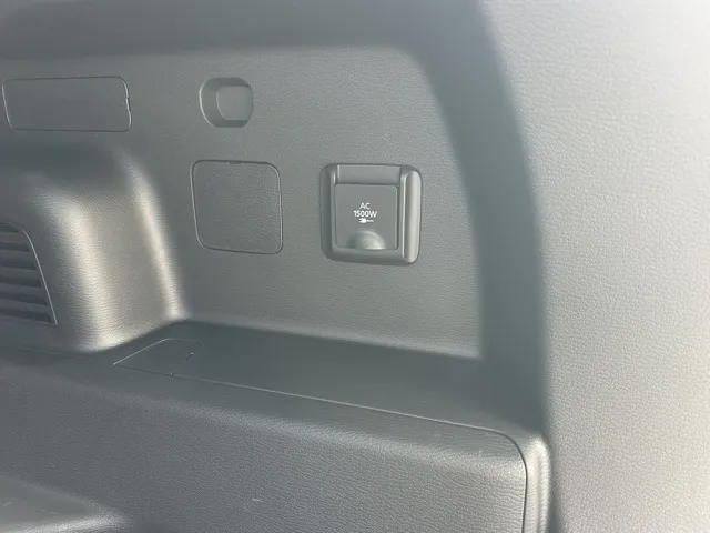 アウトランダー(三菱)P中古車 9