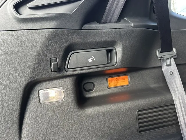 アウトランダー(三菱)P中古車 10