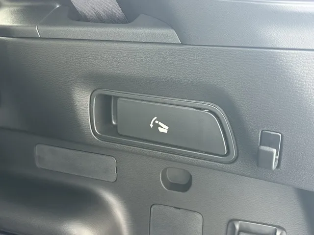 アウトランダー(三菱)P中古車 13