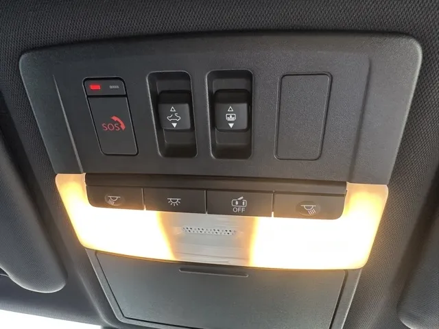 アウトランダー(三菱)P中古車 28