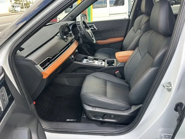 アウトランダー(三菱)P中古車 3