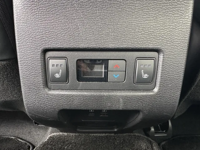 アウトランダー(三菱)P中古車 7