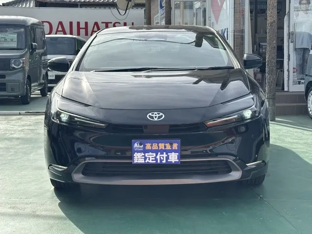 プリウス(トヨタ)Z 4WD登録済未使用車 29