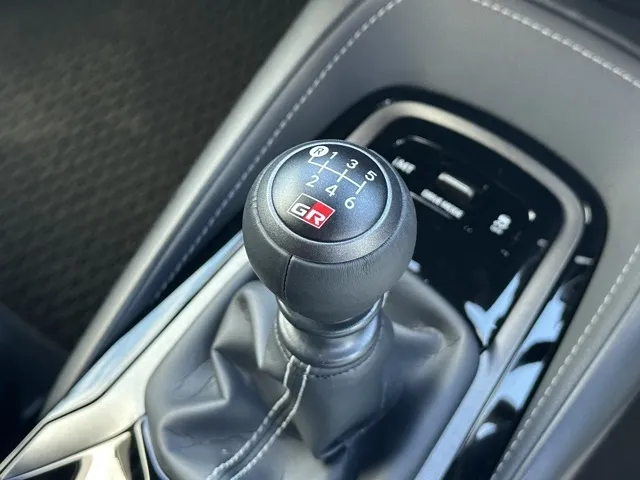 GRカローラ(トヨタ)RZ ４WD登録済未使用車 16