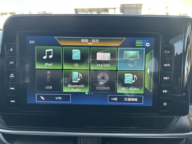 ノート(ニッサン)X アラウンドビューモニター中古車 19