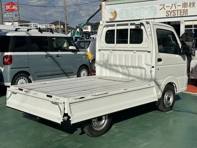 キャリートラック(スズキ)KC 4WD 5MT セーフティサポート届出済未使用車 9