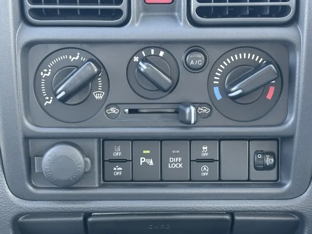 キャリートラック(スズキ)KC 4WD 5MT セーフティサポート届出済未使用車 15