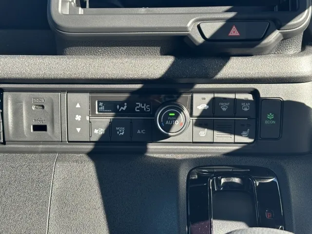 N-BOX(ホンダ)N-BOXカスタム 両側PSD届出済未使用車 18