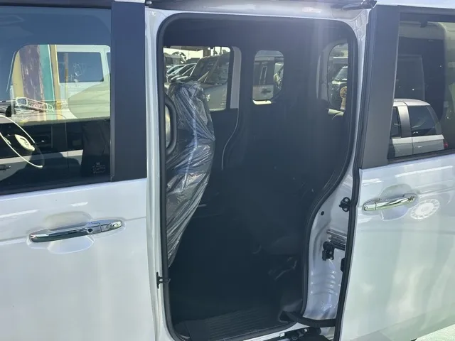 N-BOX(ホンダ)N-BOXカスタム 両側PSD届出済未使用車 4