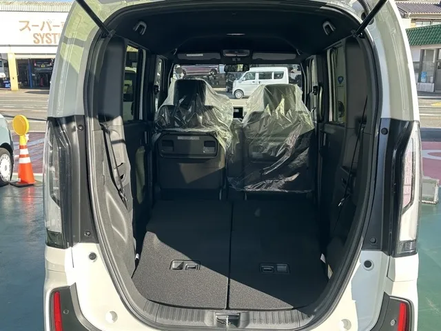 N-BOX(ホンダ)N-BOXカスタム 両側PSD届出済未使用車 11